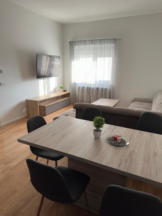 City Rent 1 Eszék Kültér fotó